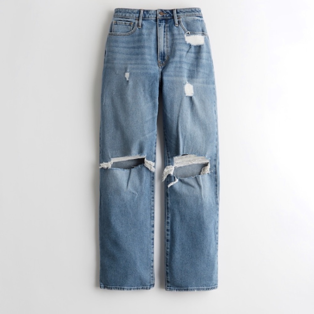 COPY - NEVER WORN DAD HOLISTER JEANS